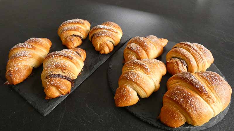 Cornetti sfogliati alla Nutella