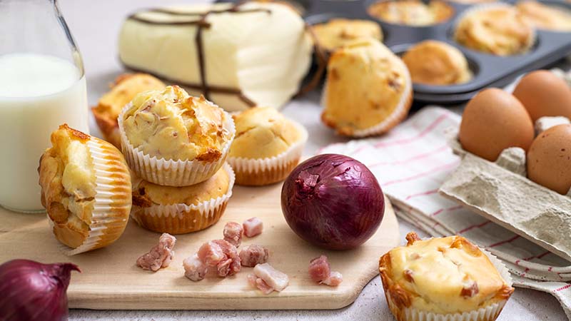 Muffin salati pancetta e cipolle