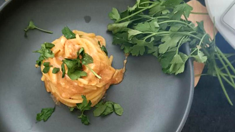 Spaghetti al salmone senza glutine